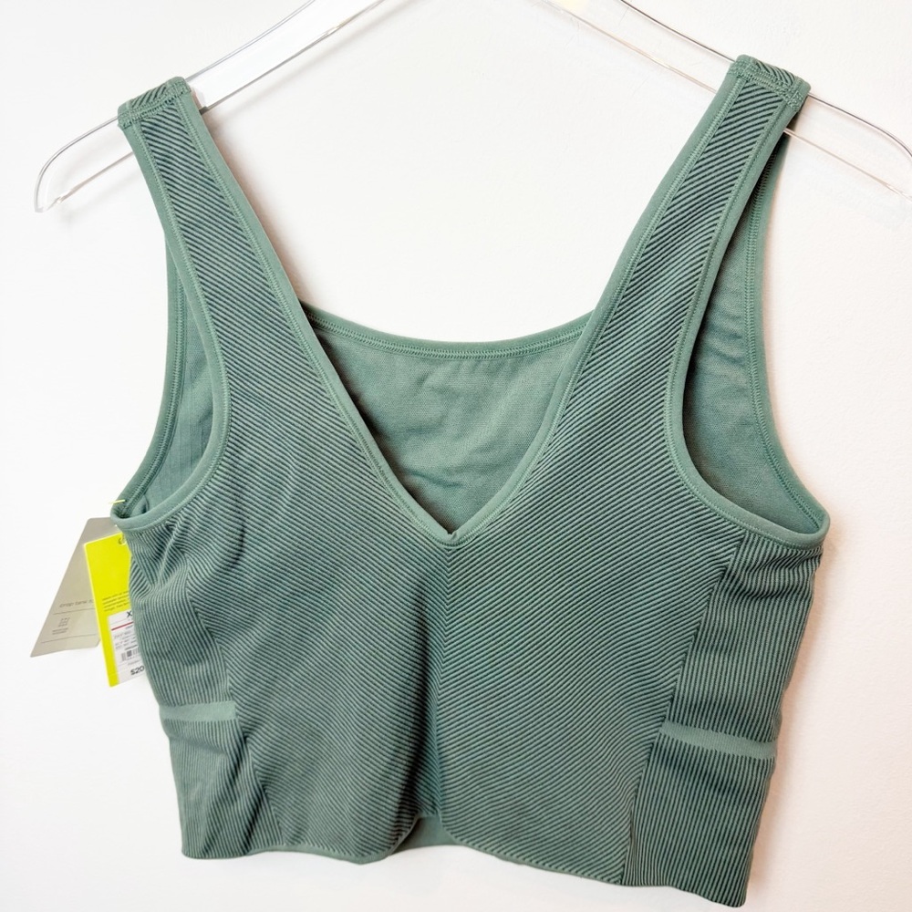 All In Motion | Ribbed Crop Workout Tank Top NWT - Picture 6 of 7